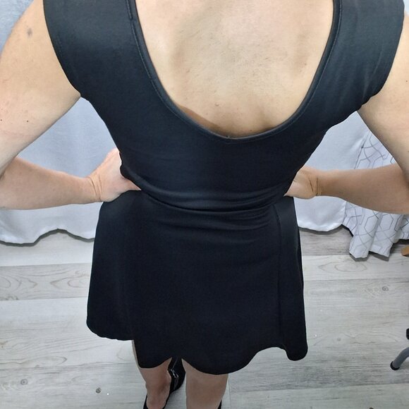 Item 21 – Golden Sun: Suzy Shier Tribal Gold Detailing Black A-Line Mini Dress - Picture 3 of 5